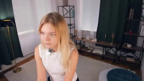 Alice WOW online show from 04/16/26, 08:48