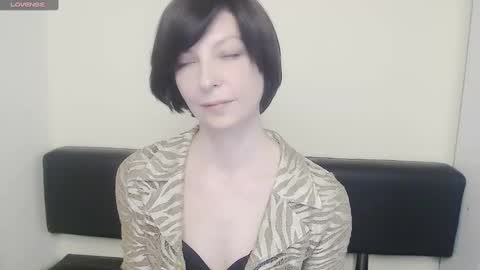 Angelina online show from 02/10/25, 10:53