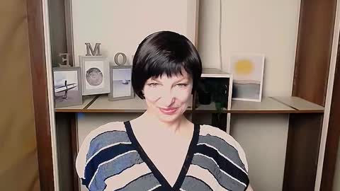 Angelina online show from 02/26/26, 08:57