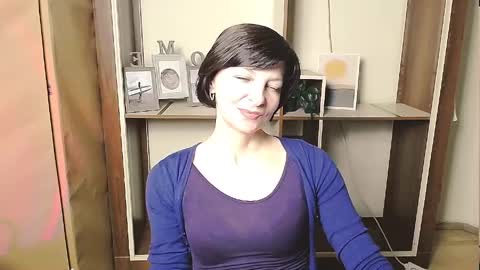 Angelina online show from 05/04/26, 08:32