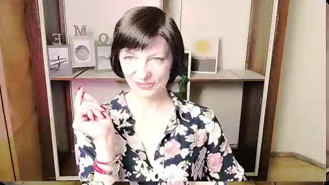 Snapshot of angelinalov_ chatting on 06/19/26, 09:35 Angelina online show from 06/19/26, 09:35