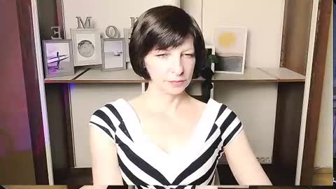 Snapshot of angelinalov_ chatting on 06/25/26, 07:46 Angelina online show from 06/25/26, 07:46