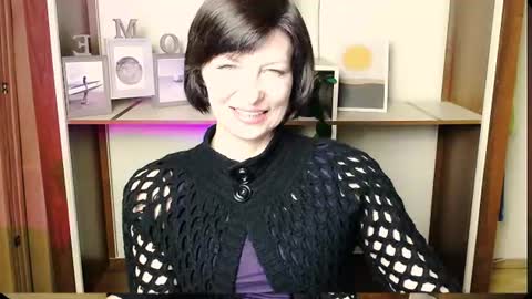 Snapshot of angelinalov_ chatting on 07/11/26, 07:55 Angelina online show from 07/11/26, 07:55