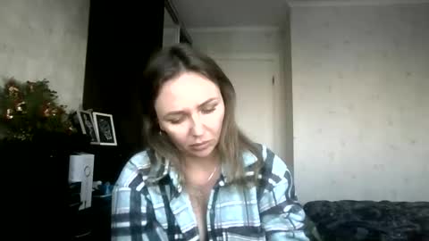 angelinalove28 online show from 01/15/26, 10:20