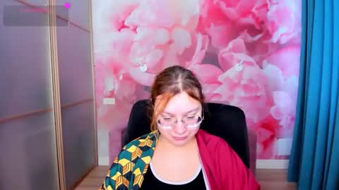 AngelinaLow online show from 02/06/26, 12:30