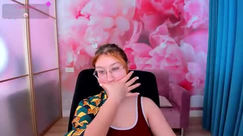 AngelinaLow online show from 02/08/26, 06:39