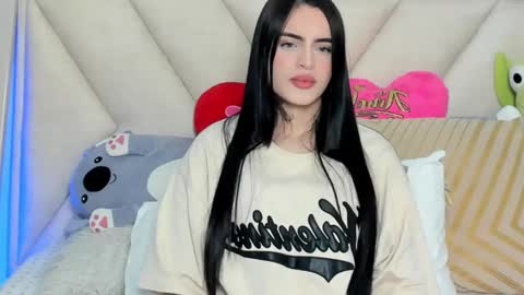 Snapshot of angeline__smith chatting on 12/11/24, 06:04 Angeline Smith online show from 12/11/24, 06:04