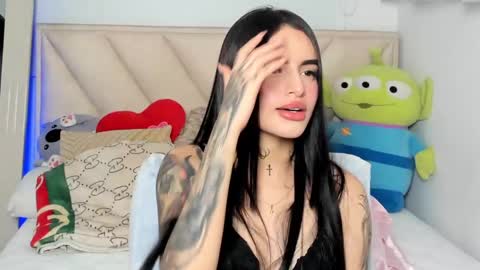 Snapshot of angeline__smith chatting on 03/02/25, 10:45 Angeline Smith online show from 03/02/25, 10:45