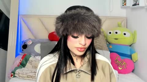 Snapshot of angeline__smith chatting on 03/06/25, 06:41 Angeline Smith online show from 03/06/25, 06:41