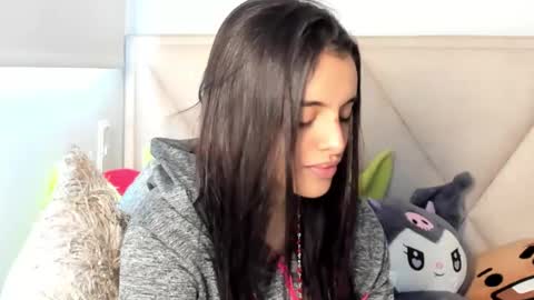 Snapshot of angeline__smith chatting on 09/24/25, 08:12 Angeline Smith online show from 09/24/25, 08:12