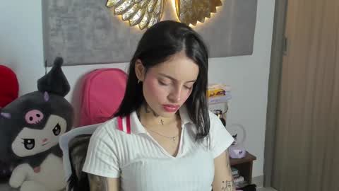 Snapshot of angeline__smith chatting on 11/14/25, 06:01 Angeline Smith online show from 11/14/25, 06:01