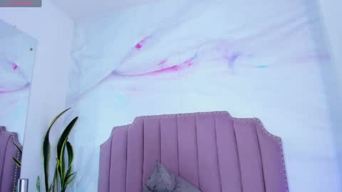 Angeline online show from 01/21/25, 11:24