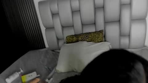 angeline_bleak online show from 11/15/25, 12:02