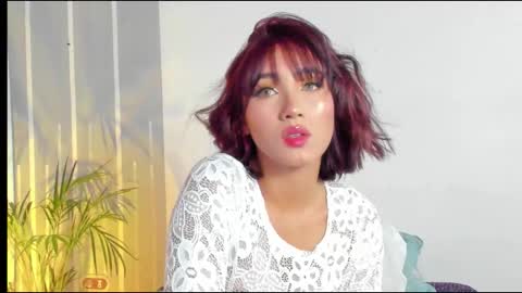 Angelique Murphy online show from 11/12/25, 06:14