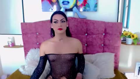 Snapshot of angelispg chatting on 11/10/25, 03:55 Angelis online show from 11/10/25, 03:55