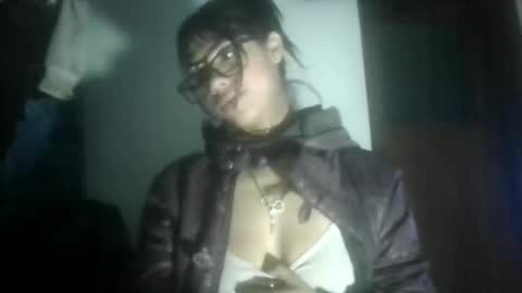 angelita_33 online show from 10/20/25, 04:35