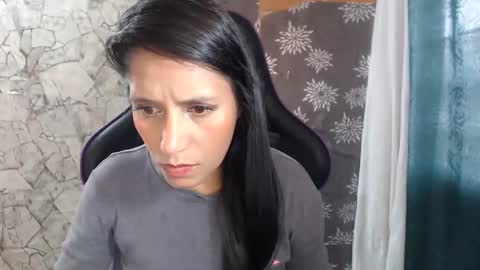 angela online show from 03/10/26, 01:05