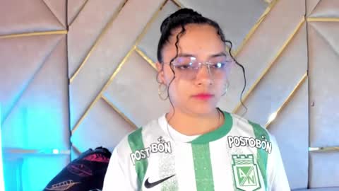 A F R O D I T A online show from 04/11/26, 09:24