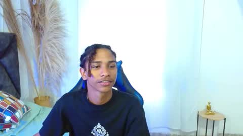 Angel online show from 12/19/25, 08:38