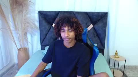 Angel online show from 01/05/26, 09:18