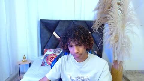 Angel online show from 02/18/26, 09:11