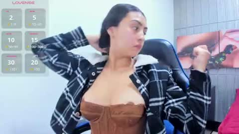 Snapshot of angell_cooper8 chatting on 06/26/26, 03:11 Angell cooper8 online show from 06/26/26, 03:11