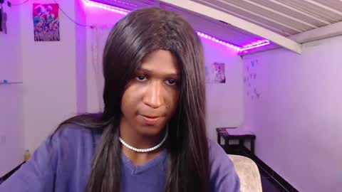 Snapshot of angell_dustt chatting on 12/07/24, 05:59 Danielle online show from 12/07/24, 05:59