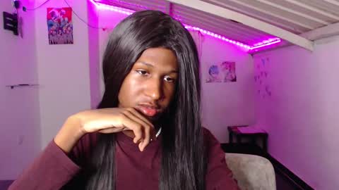 Snapshot of angell_dustt chatting on 12/13/24, 06:10 Danielle online show from 12/13/24, 06:10