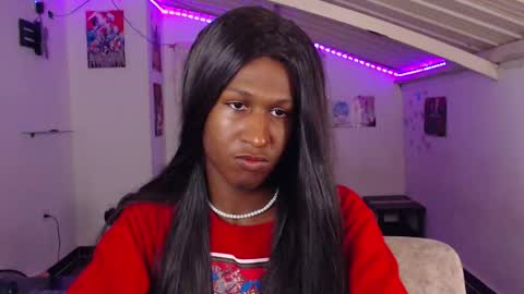 Snapshot of angell_dustt chatting on 12/23/24, 04:01 Danielle online show from 12/23/24, 04:01