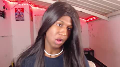 Snapshot of angell_dustt chatting on 01/03/25, 04:55 Danielle online show from 01/03/25, 04:55