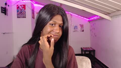 Snapshot of angell_dustt chatting on 01/05/25, 07:17 Danielle online show from 01/05/25, 07:17