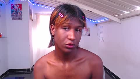 Snapshot of angell_dustt chatting on 01/16/25, 09:30 Danielle online show from 01/16/25, 09:30