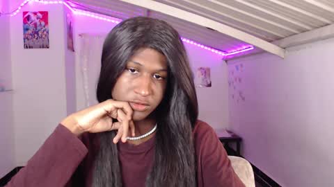 Snapshot of angell_dustt chatting on 01/21/25, 03:37 Danielle online show from 01/21/25, 03:37