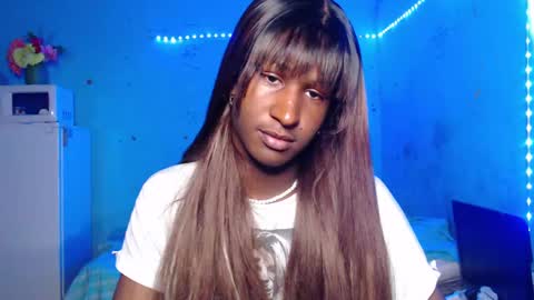 Snapshot of angell_dustt chatting on 09/29/25, 05:12 Danielle online show from 09/29/25, 05:12