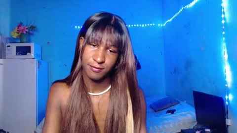 Snapshot of angell_dustt chatting on 10/26/25, 07:31 Danielle online show from 10/26/25, 07:31