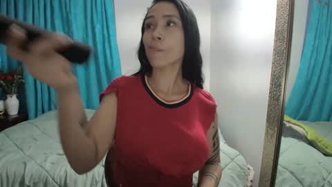  ANGELA ISABELLA  online show from 01/21/25, 10:41