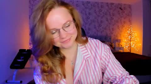 angellarud online show from 02/26/26, 07:35