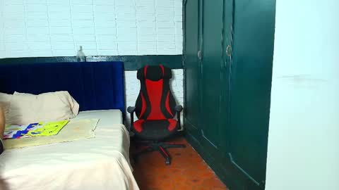 Angelldustt  online show from 10/28/25, 01:03