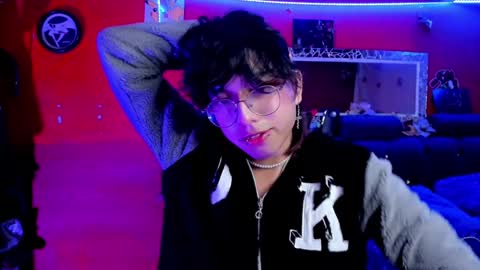 Angel  online show from 12/31/24, 03:55