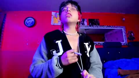 Angel  online show from 03/04/25, 06:15