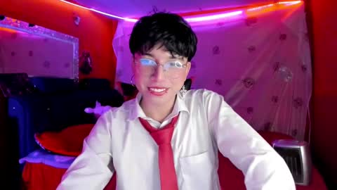 Angel  online show from 09/19/25, 12:23