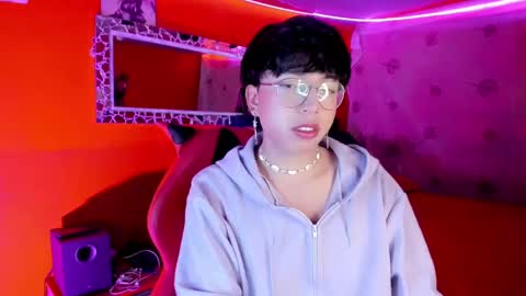 Angel  online show from 10/08/25, 05:05