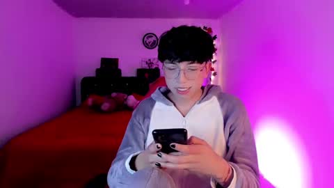 Angel  online show from 11/20/25, 04:01