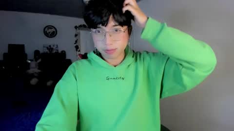 Angel  online show from 02/05/26, 04:39