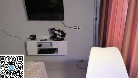 Snapshot of angellspartner chatting on 09/22/25, 12:07 angellspartner online show from 09/22/25, 12:07