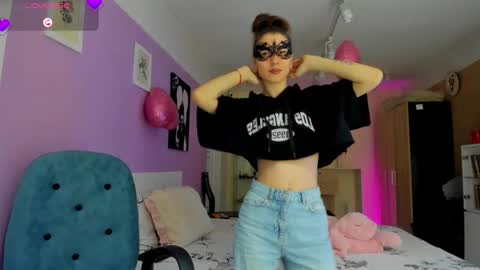 Angelli online show from 02/24/26, 05:22