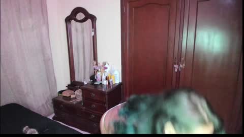 Snapshot of angellys_fit chatting on 12/19/24, 11:14 Angel online show from 12/19/24, 11:14