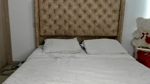 Angelly online show from 01/11/26, 02:55