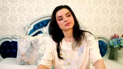 Natalia online show from 05/30/26, 06:54