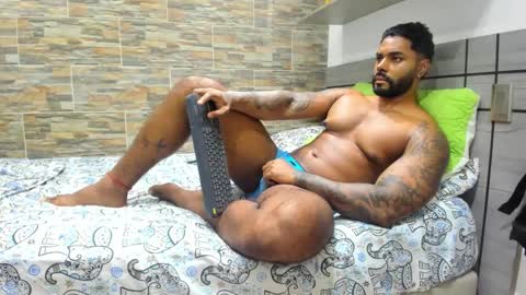 angelo_evans33 online show from 03/04/25, 02:17